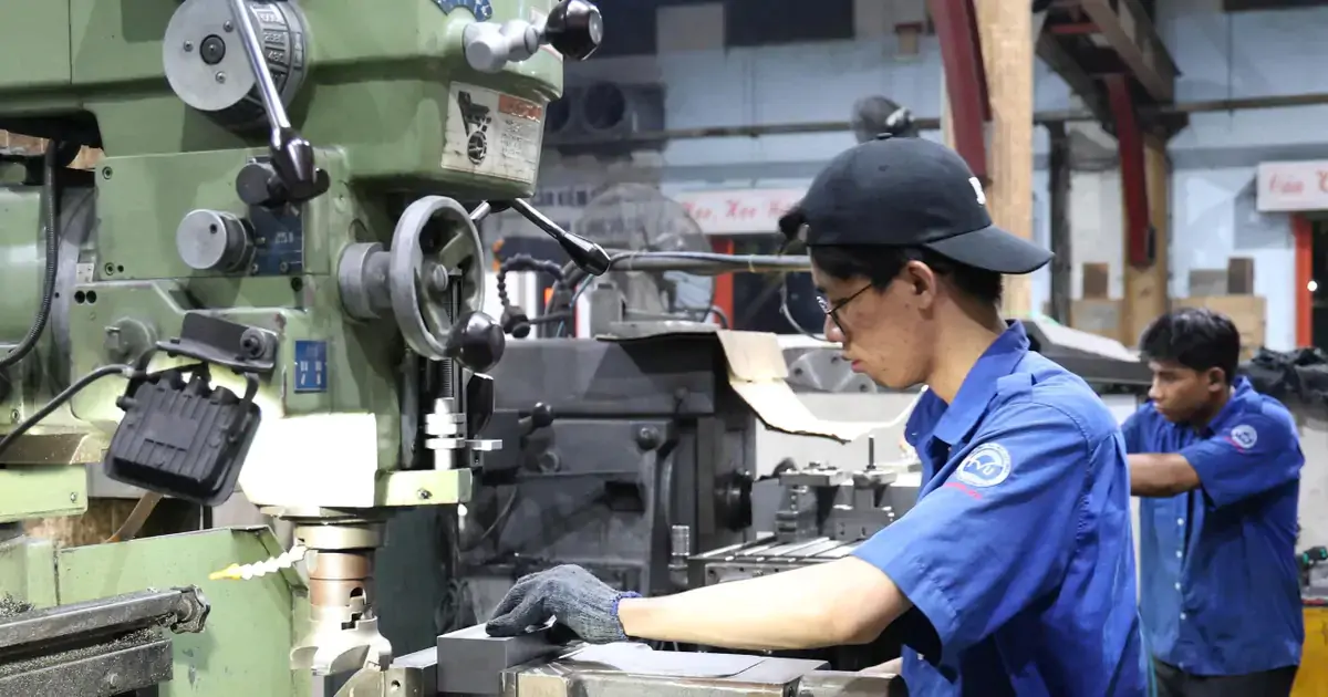 Sắp xếp 36 còn 18 trường nghề ở TPHCM: lợi hay khó cho học sinh?