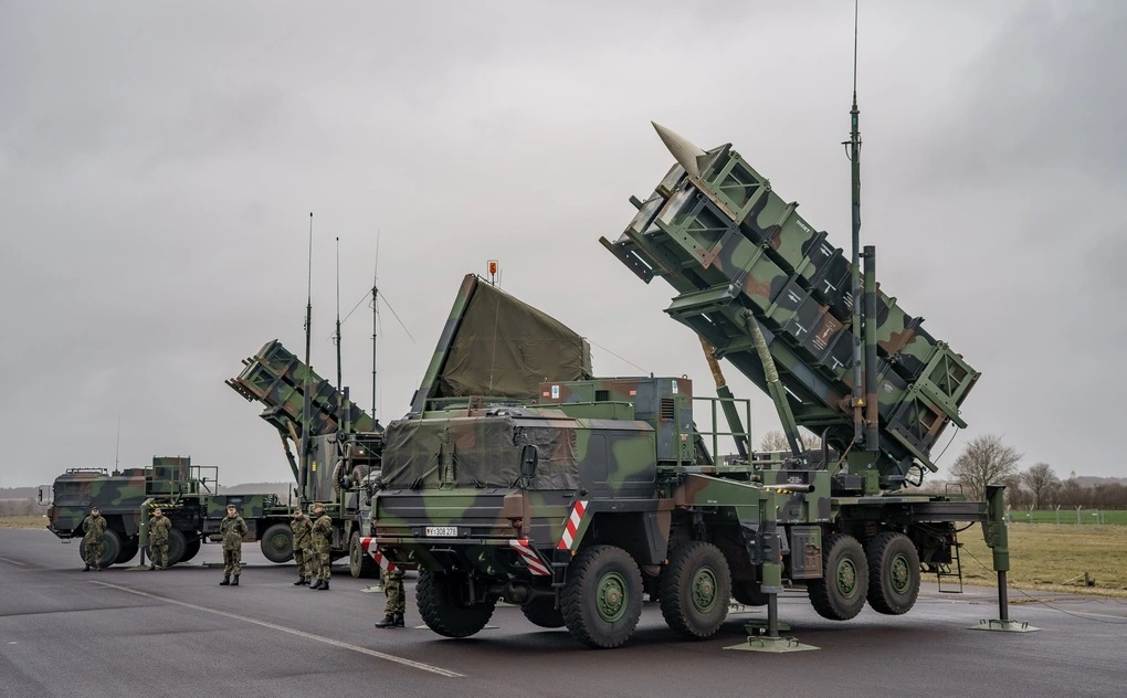 Mỹ cấp phép Patriot cho Ukraine: Bước ngoặt cho chuỗi cung ứng phòng không châu Âu?