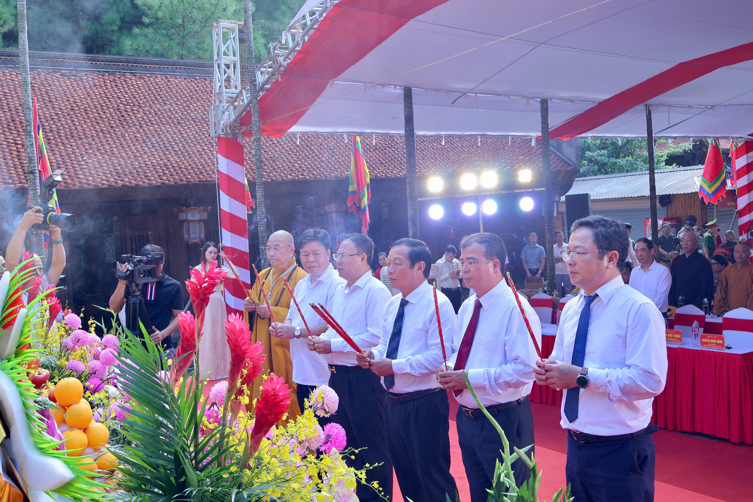 Nguyễn Trãi tưởng niệm tại Côn Sơn – Kiếp Bạc: ký ức sống của một anh hùng dân tộc