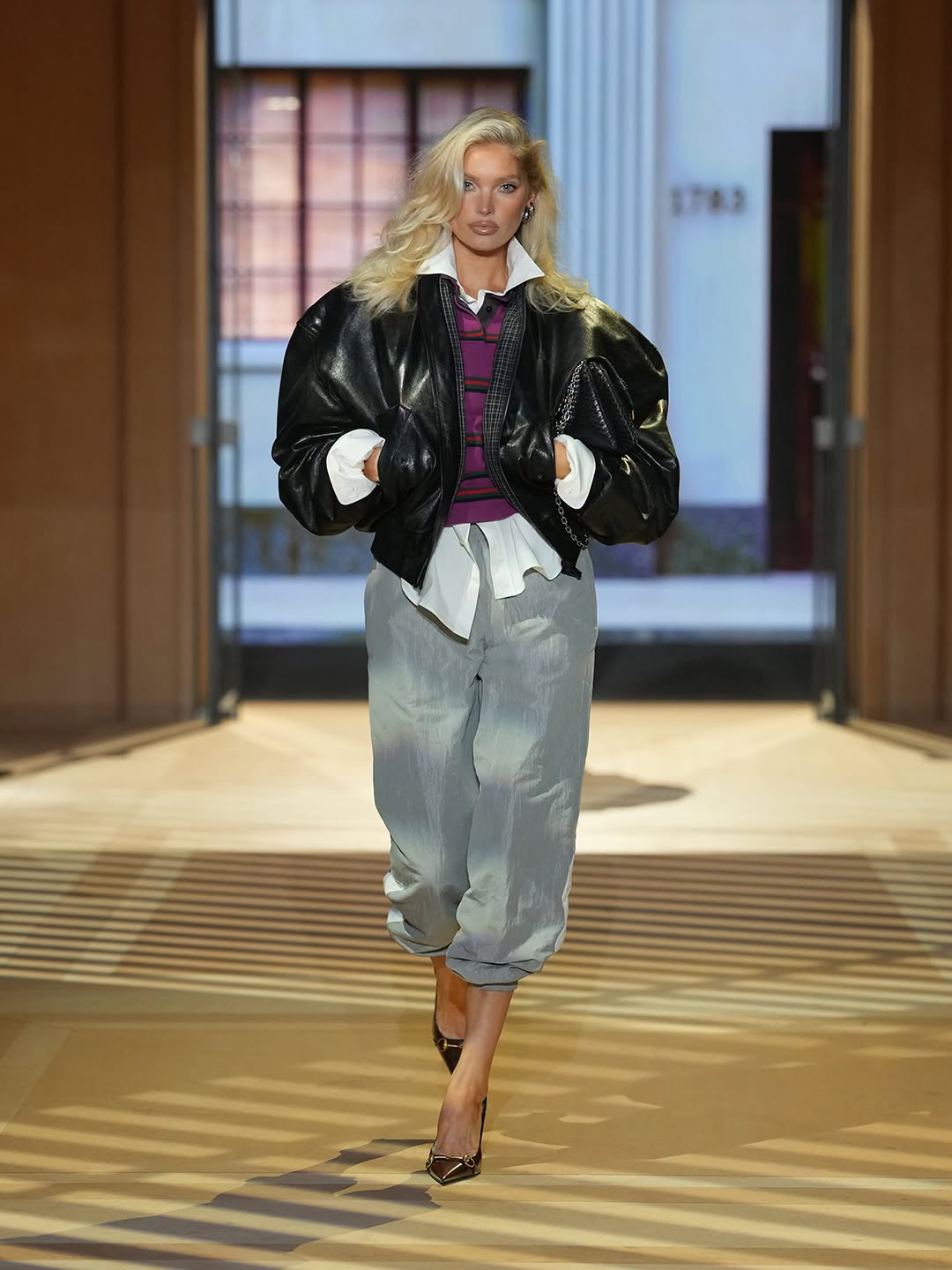 Demna tái định nghĩa Gucci qua “The Store Show”: khi cửa hàng trở thành sàn diễn