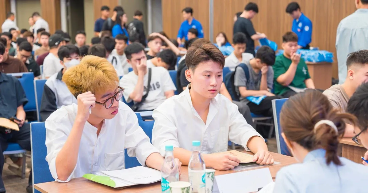 Điểm cộng ngoại ngữ bị xóa bỏ: học sinh cần chuẩn bị gì?