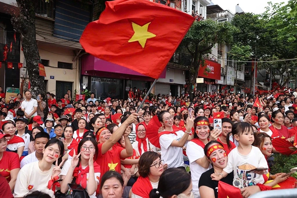 Tuổi thọ vượt 80 và hơn 71 năm sống khỏe: tham vọng hay bước ngoặt?