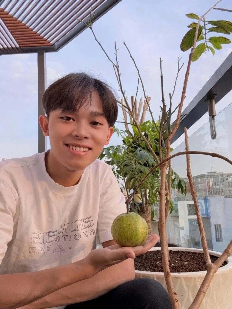 Khu vườn ban công của nhà sao Việt: đẹp, xanh và hữu ích