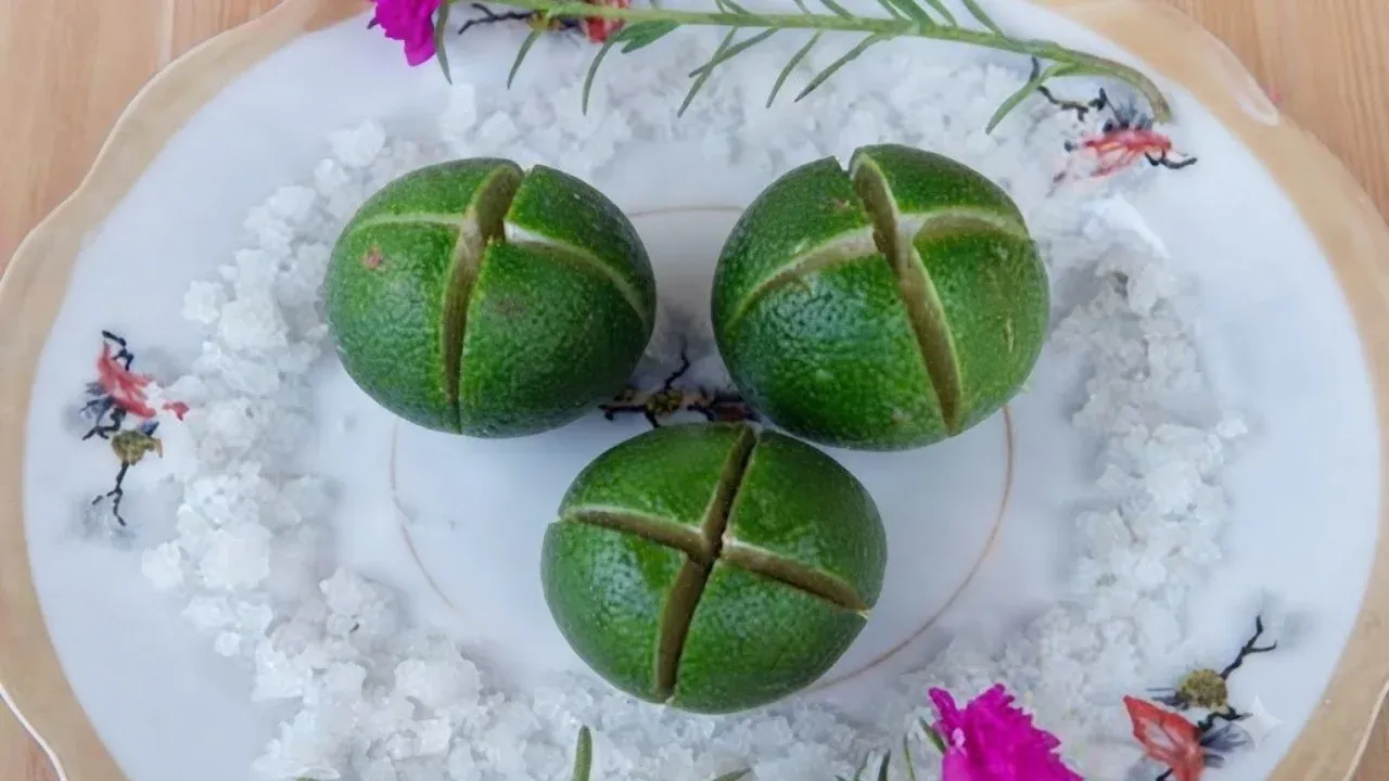 Chanh muối, gừng dưới gối và sự thật về giấc ngủ ngon