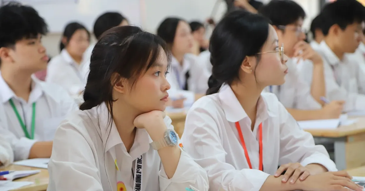Bỏ điểm cộng IELTS: thiệt thòi hay công bằng hơn cho học sinh giỏi?