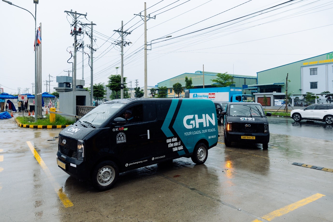 Đội xe điện thương mại bứt tốc: từ Giao Hàng Nặng đến Thaco Towner E