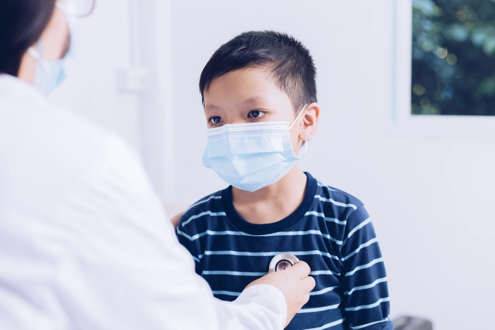 Tại sao trẻ phải nhắc lại vaccine viêm não Nhật Bản đúng lịch