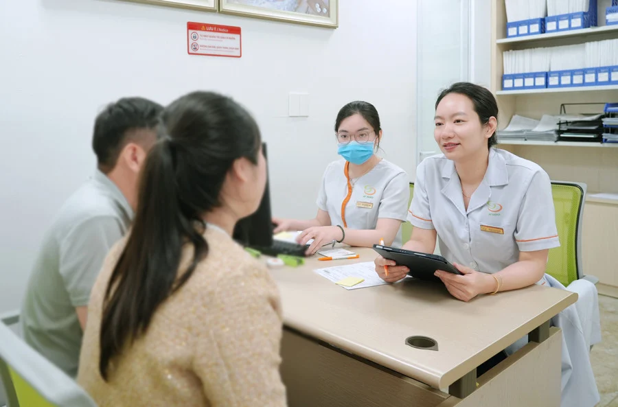 Sàng lọc gene thai kỳ: từ chữa bệnh sang phòng ngừa di truyền
