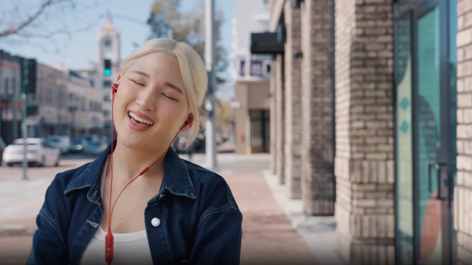 Tai nghe có dây quay trở lại: Gen Z và giới audiophile đang nghĩ gì?