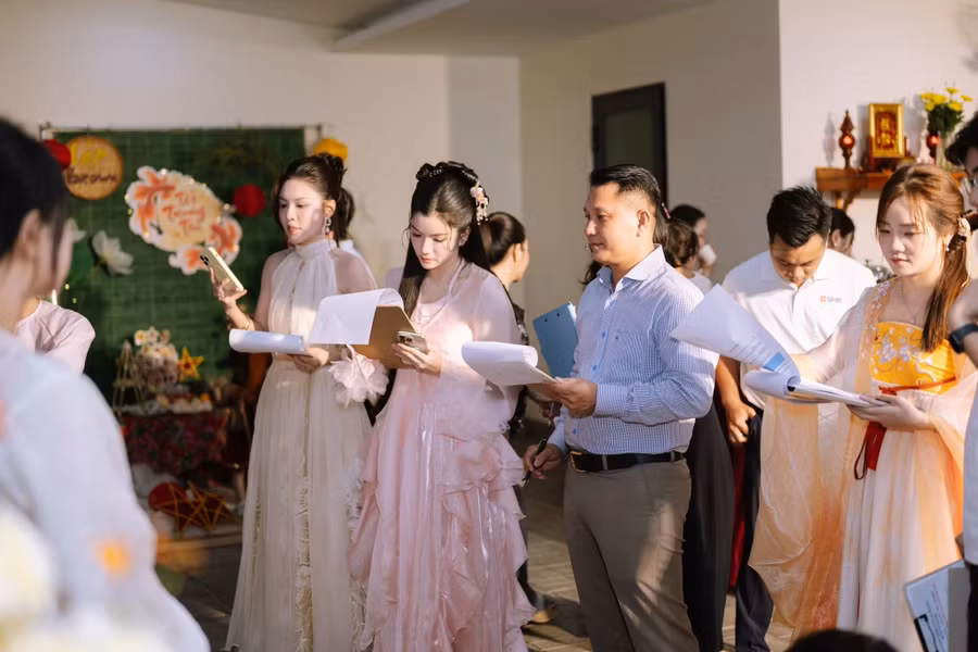 Trung thu không chỉ là lễ hội: khi trẻ chạm tay vào di sản
