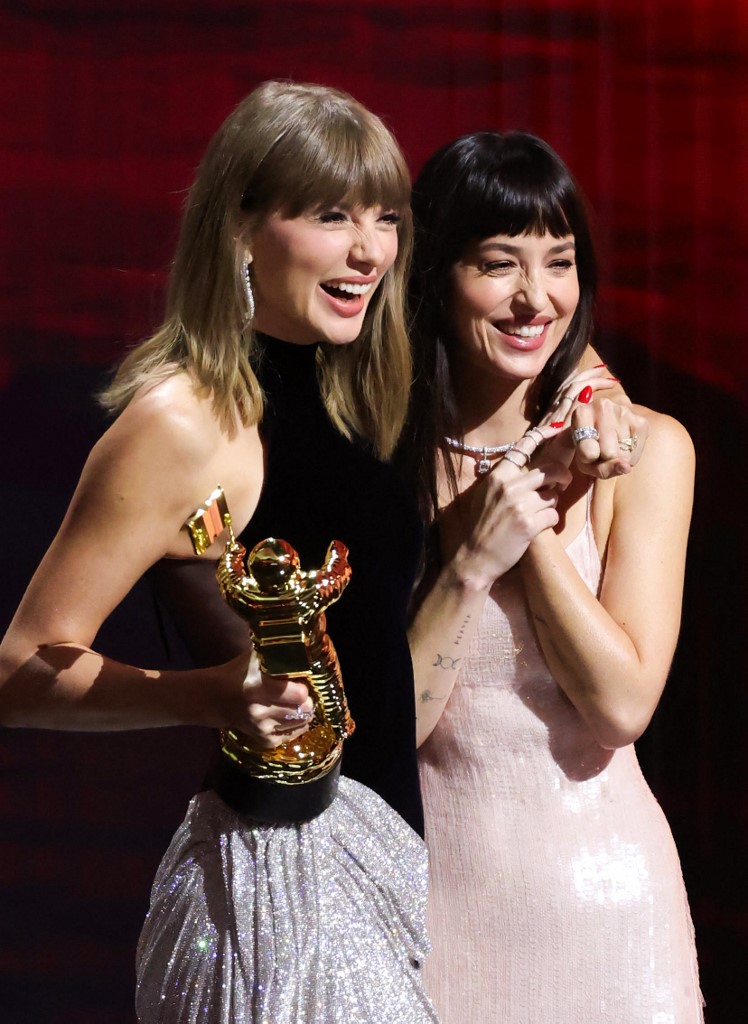 Taylor Swift Pecah Rekod Sejarah MTV Video Music Awards