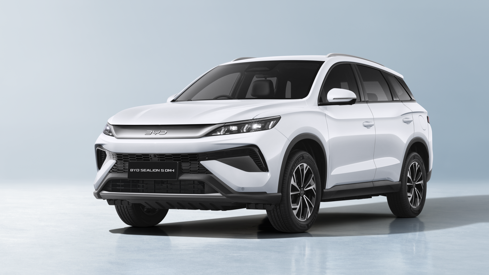 BYD Sealion 5: mở rộng danh mục hay tự cạnh tranh với Sealion 6?