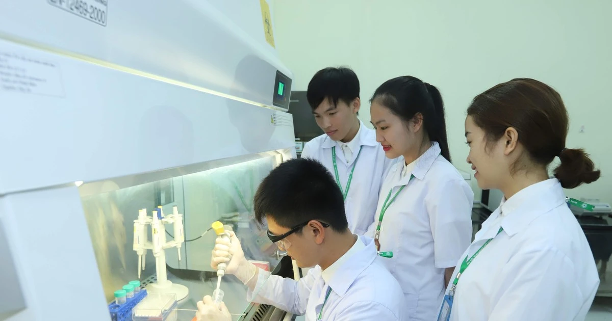Giảm trừ thuế học phí: Phụ huynh cần chuẩn bị gì?