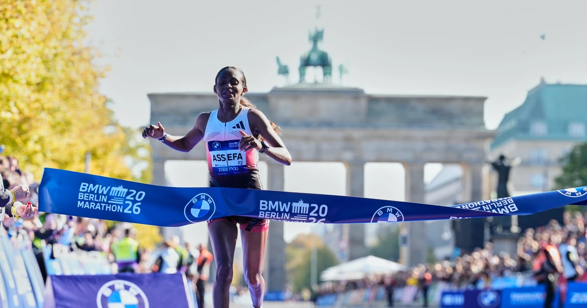 Tigst Assefa lập kỷ lục đường chạy, lỡ kỷ lục marathon nữ