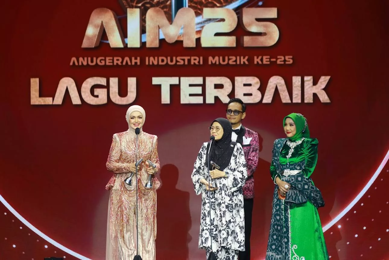 Mengapa Penyanyi Legendaris Terus Bertanding Untuk Komposer Muda