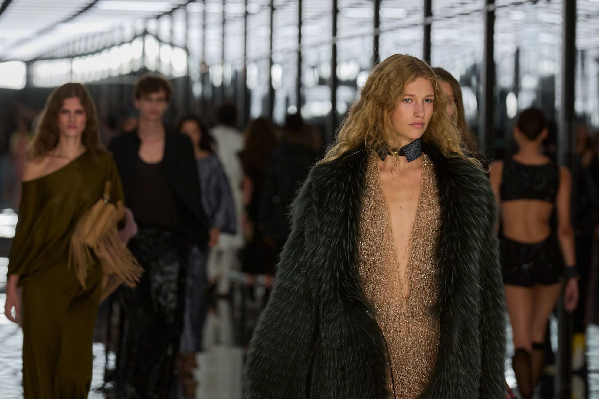 Milan Spring Elite: 10 Pertunjukan Yang Mengubah Runway