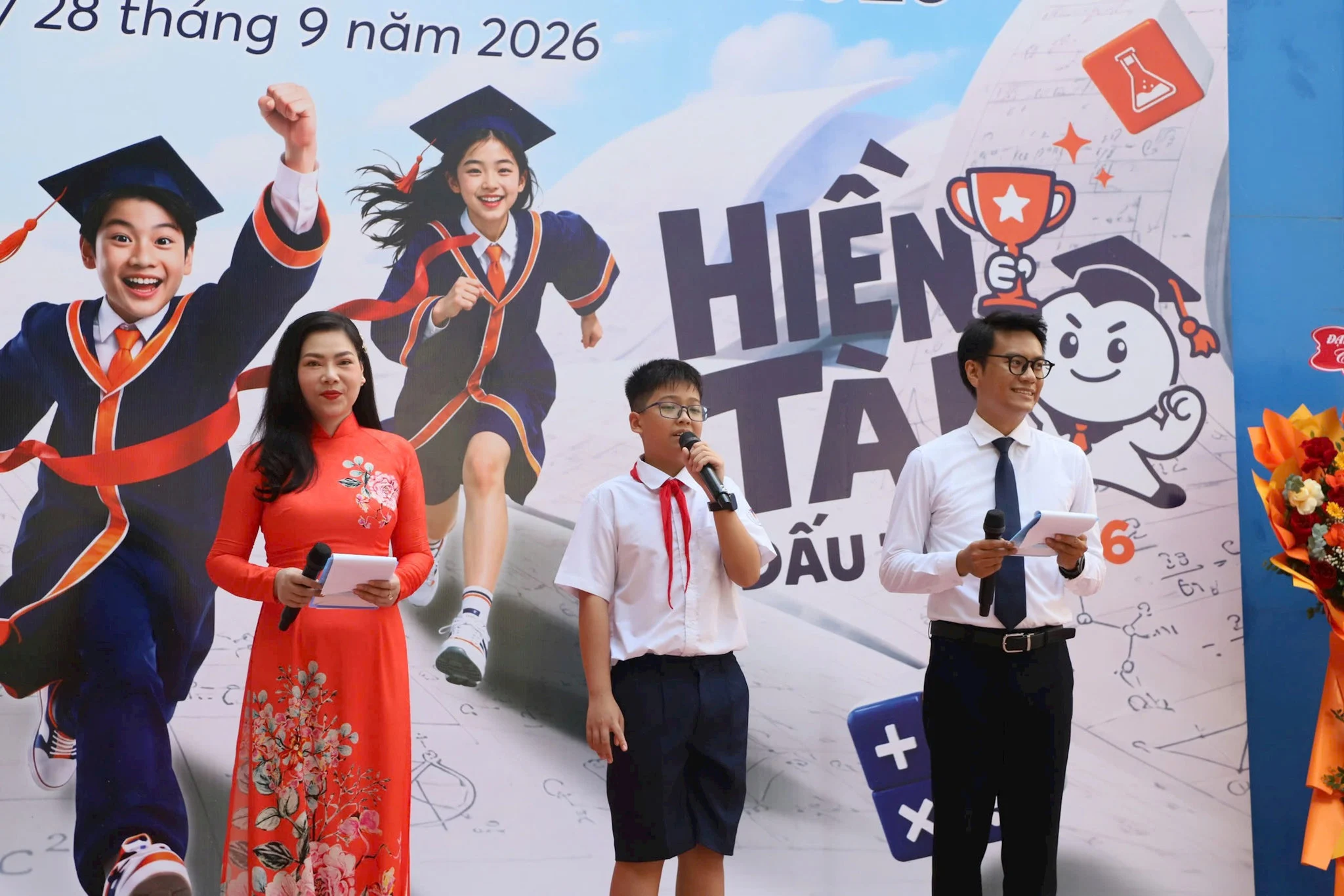 Cúp Daesang Hiền Tài Đấu Trí và Ngôi Sao Học Đường khai màn sân chơi trí tuệ