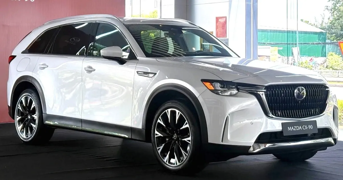 Mazda CX-90 giảm giá 81 triệu: Bản PHEV còn 2,218 tỷ đồng, có nên xuống tiền?
