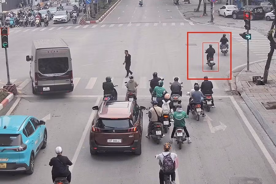 Hà Nội kết hợp camera và GPS để gỡ nút thắt ùn tắc giao thông