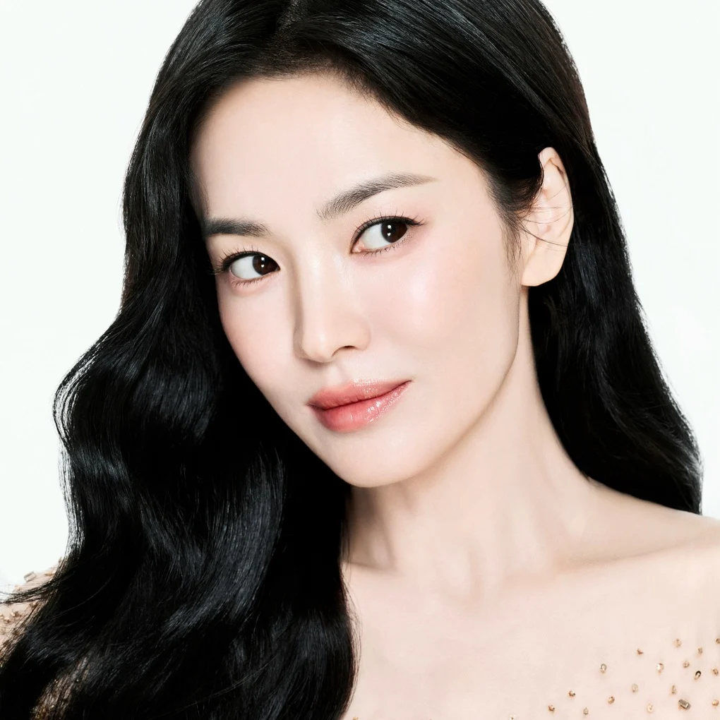 Song Hye-kyo Tuổi 45: Nhan Sắc Không Tuổi Và Quyền Lực Thương Hiệu