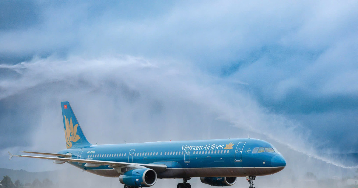 Vietnam Airlines giành 4 giải World Travel Awards: bước nhảy để hàng không Việt Nam vươn tầm khu vực