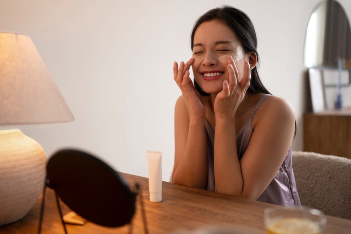 Hướng dẫn sử dụng retinol an toàn theo khuyến cáo bác sĩ da liễu