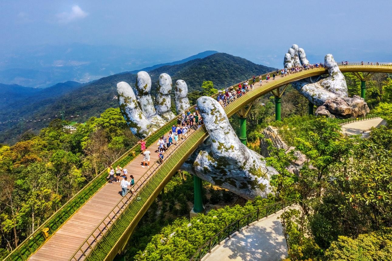 Đà Nẵng thắng lớn 13 giải thưởng World Travel Awards: Ý nghĩa nào cho du lịch quốc tế?