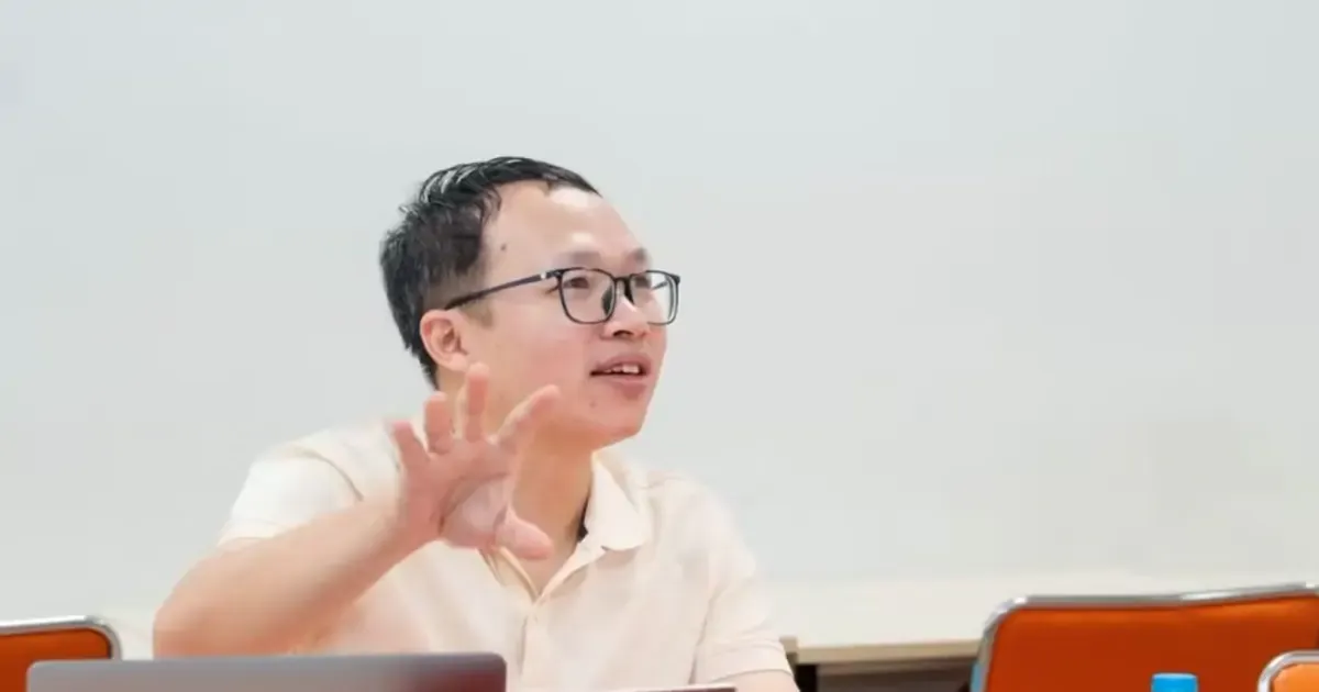 Hai lời giải độc lập cho giả thuyết Courtade-Kumar và bước tiến của toán học Việt Nam