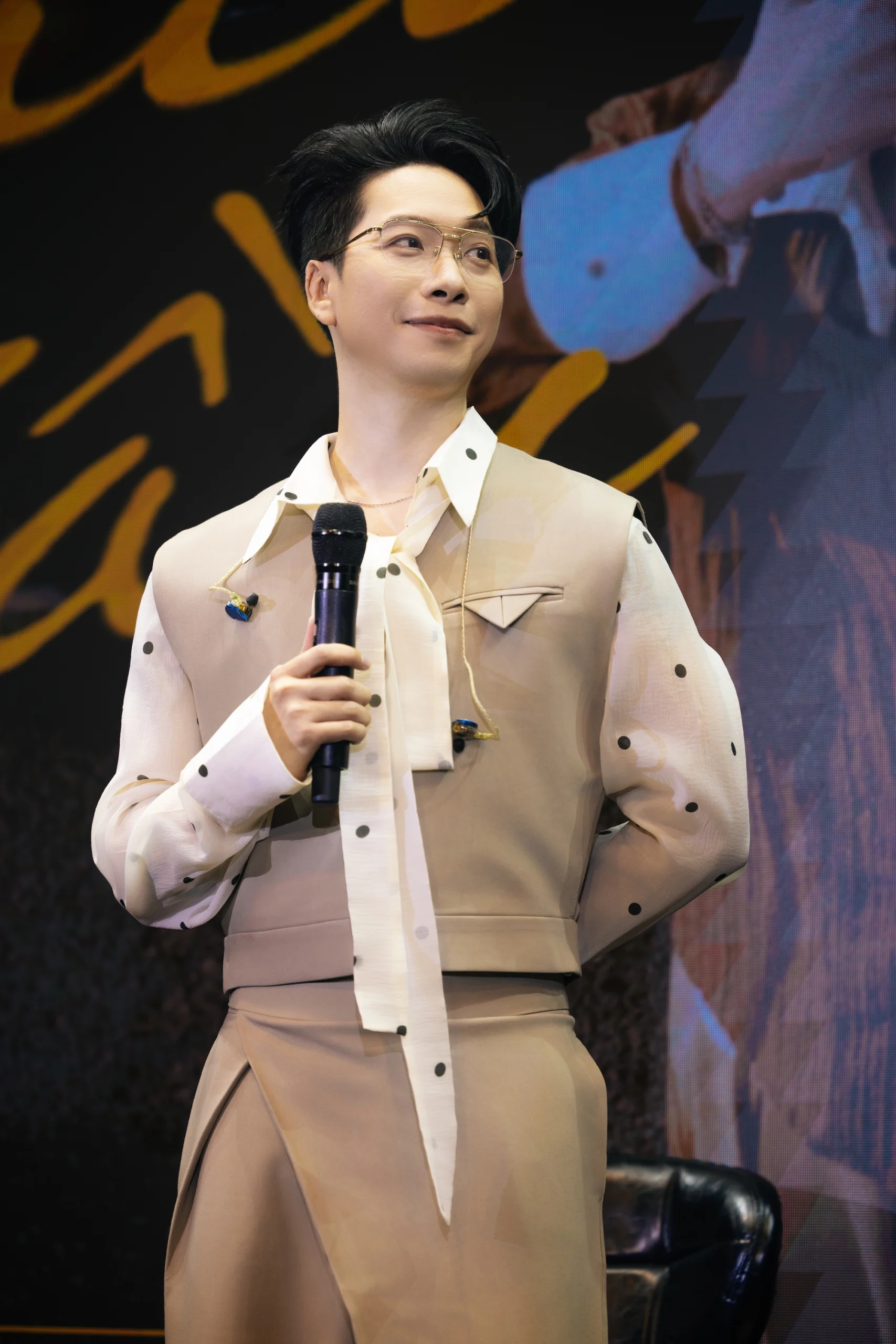 Emcee L Và ‘Kịch Bản Đầu Tiên’: Từ Demo Bị Từ Chối Đến Chương Solo Mới