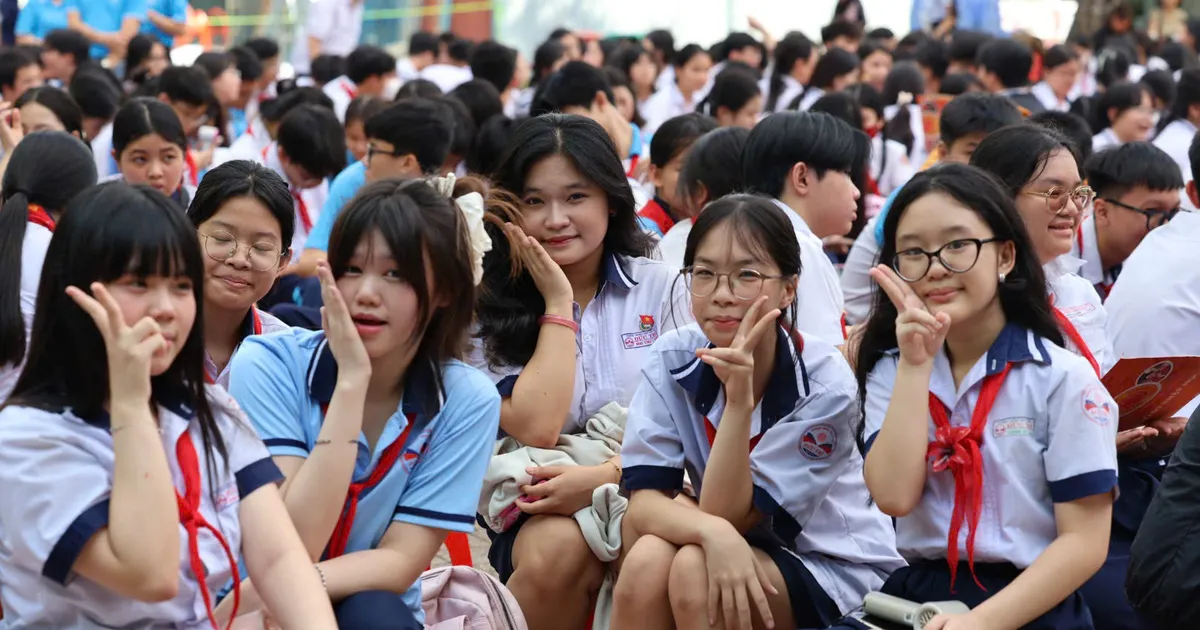 Thi vào lớp 10 hai môn: giảm áp lực nhưng không được phép học lệch
