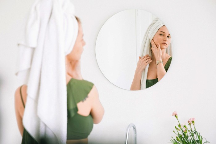 Hướng dẫn sử dụng retinol an toàn theo khuyến cáo bác sĩ da liễu