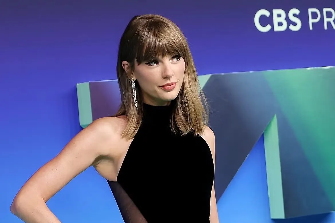 Taylor Swift lập kỷ lục lịch sử tại MTV VMAs