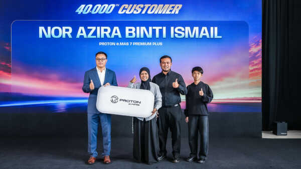 Proton e.MAS Cecah 40,000 Unit: Diskaun Cas dan Servis Ubah Matematik Pemilikan EV