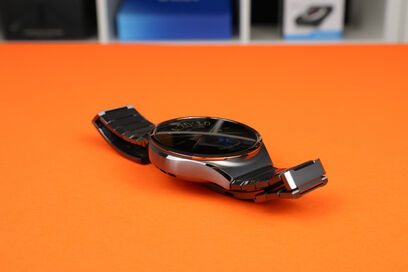Huawei Watch 6 Pro: Titanium cao cấp, cảm biến sức khỏe có xứng tầm flagship?