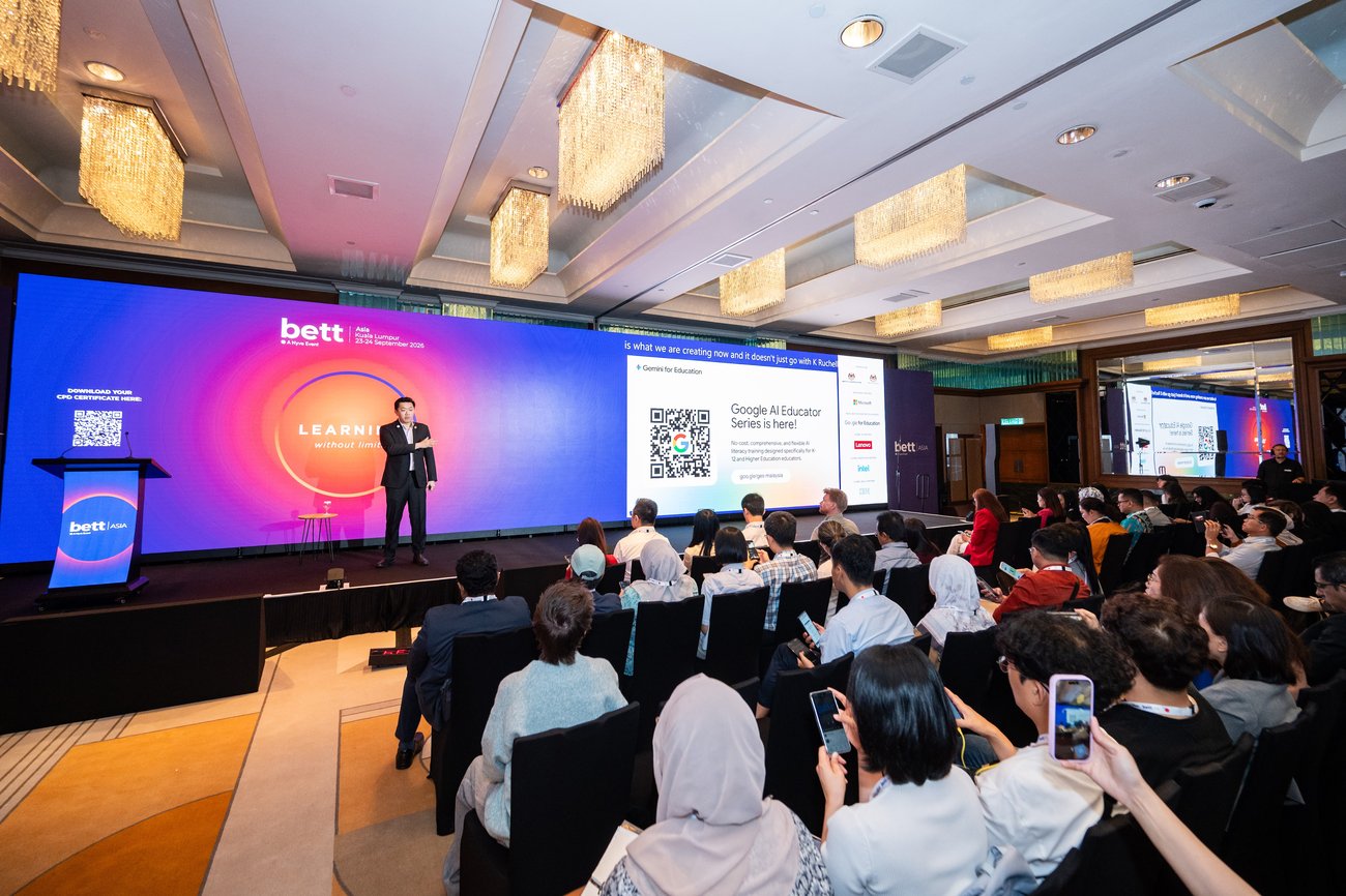 Google Luncurkan Program Pelatihan AI untuk Guru