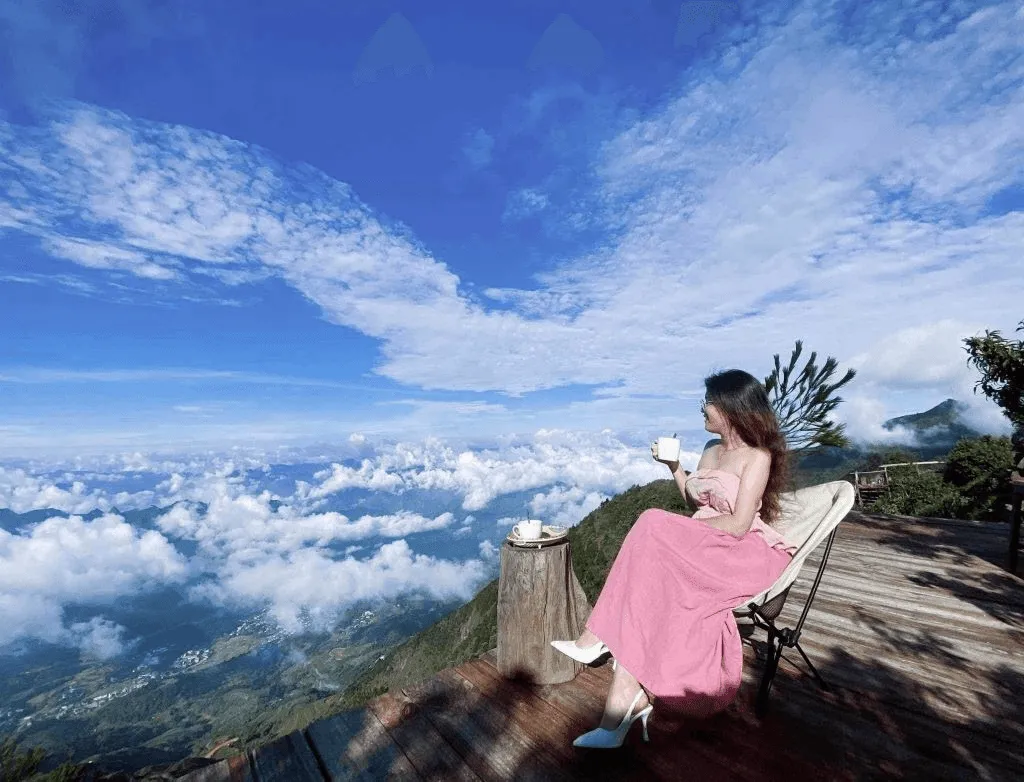 Tà Xùa: Làng mây 1.500m vươn lên điểm đến mới nổi châu Á
