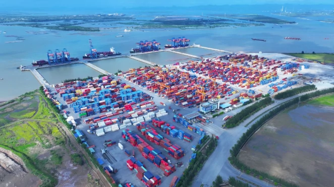 Hướng tới quốc gia biển mạnh: Tầm nhìn và thách thức thực thi