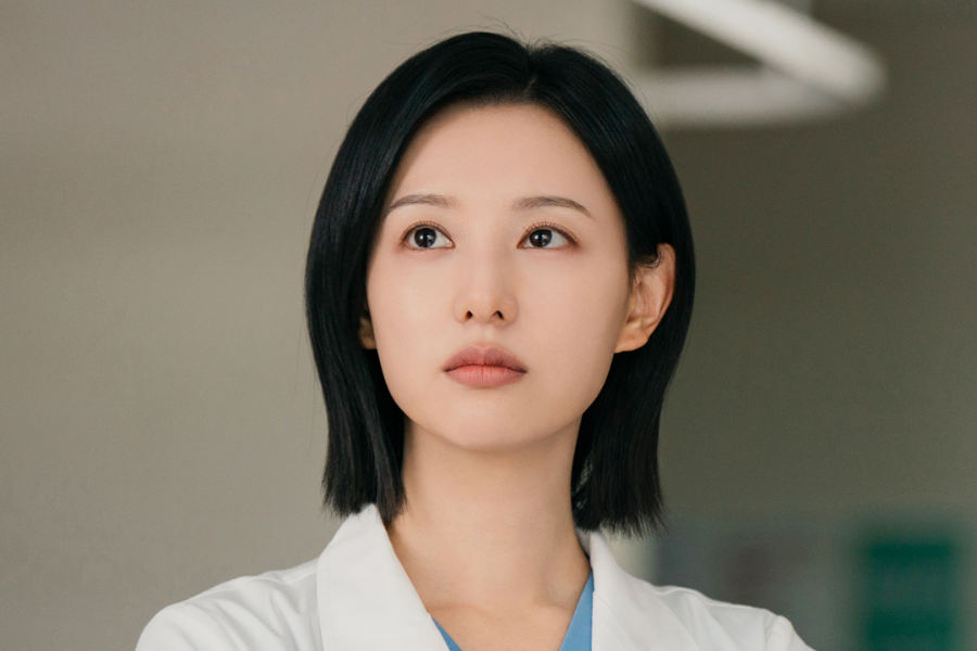 Kim Ji Won Và Dàn Diễn Viên ‘Doctor X’ Thắp Lại Thể Loại Phim Noir Y Tế