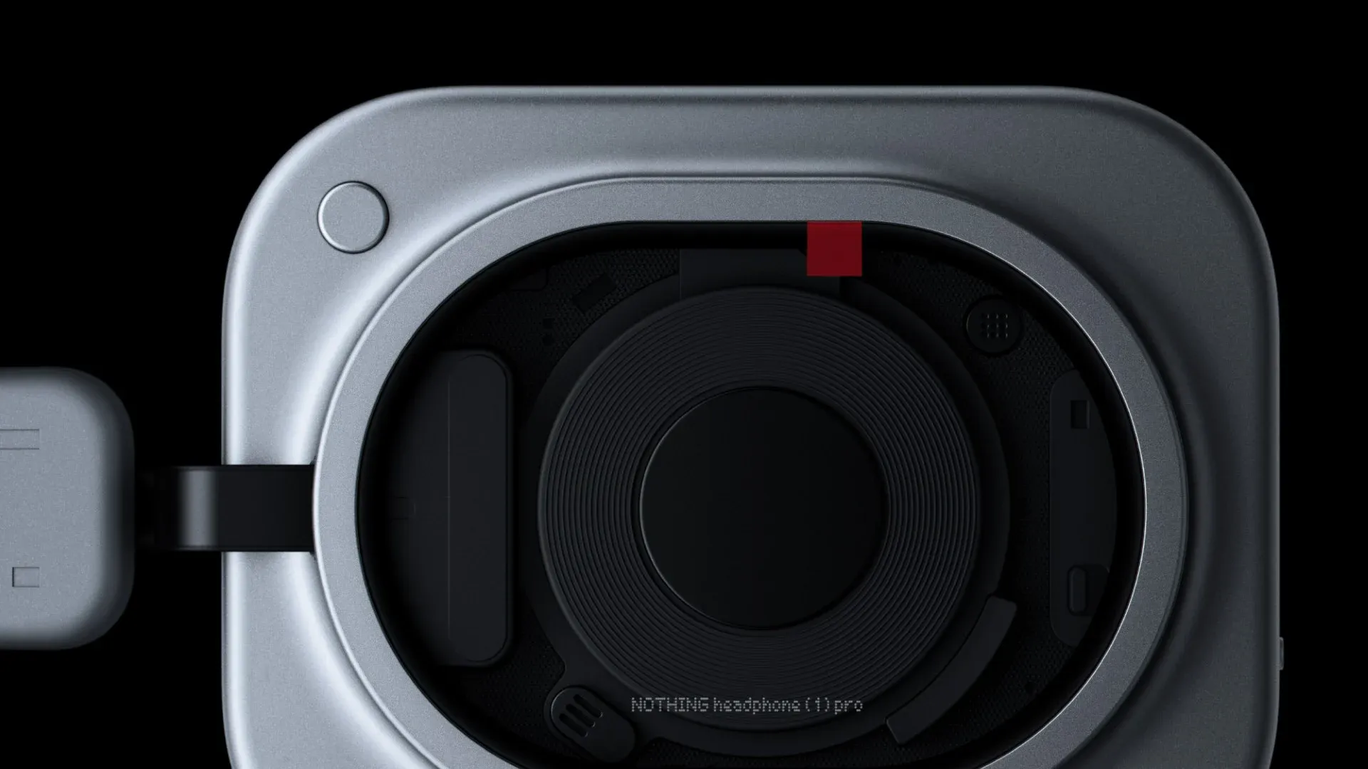 Nothing Headphone (1) Pro: Tai nghe chống ồn studio-tuned cho người đi làm
