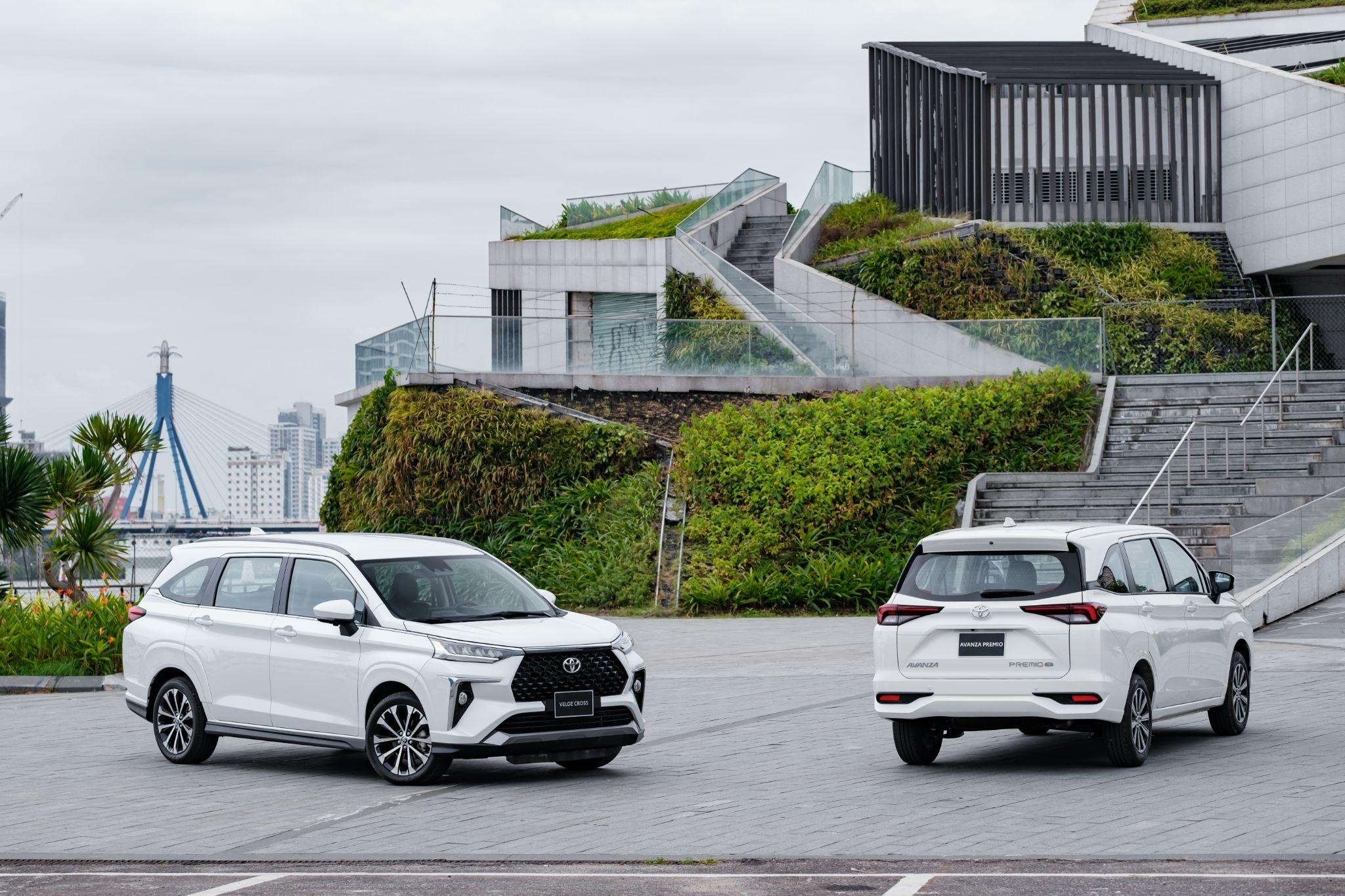 Toyota hybrid chiếm 67% thị phần: Cuộc chơi xe tiết kiệm xăng đã ngã ngũ