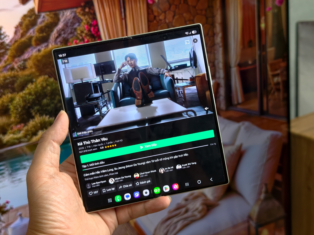 Galaxy Z Fold8 Ultra: smartphone gập cao cấp đã đủ thay thế flagship?
