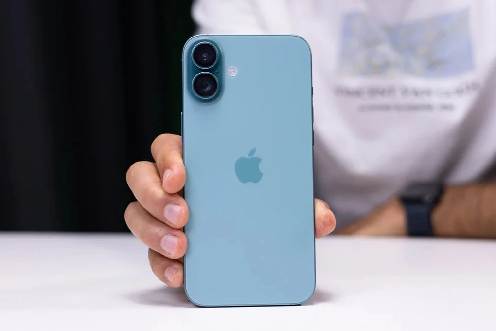 Giá iPhone đời cũ tăng vọt sau iPhone 18: nên xuống tiền hay tạm dừng?