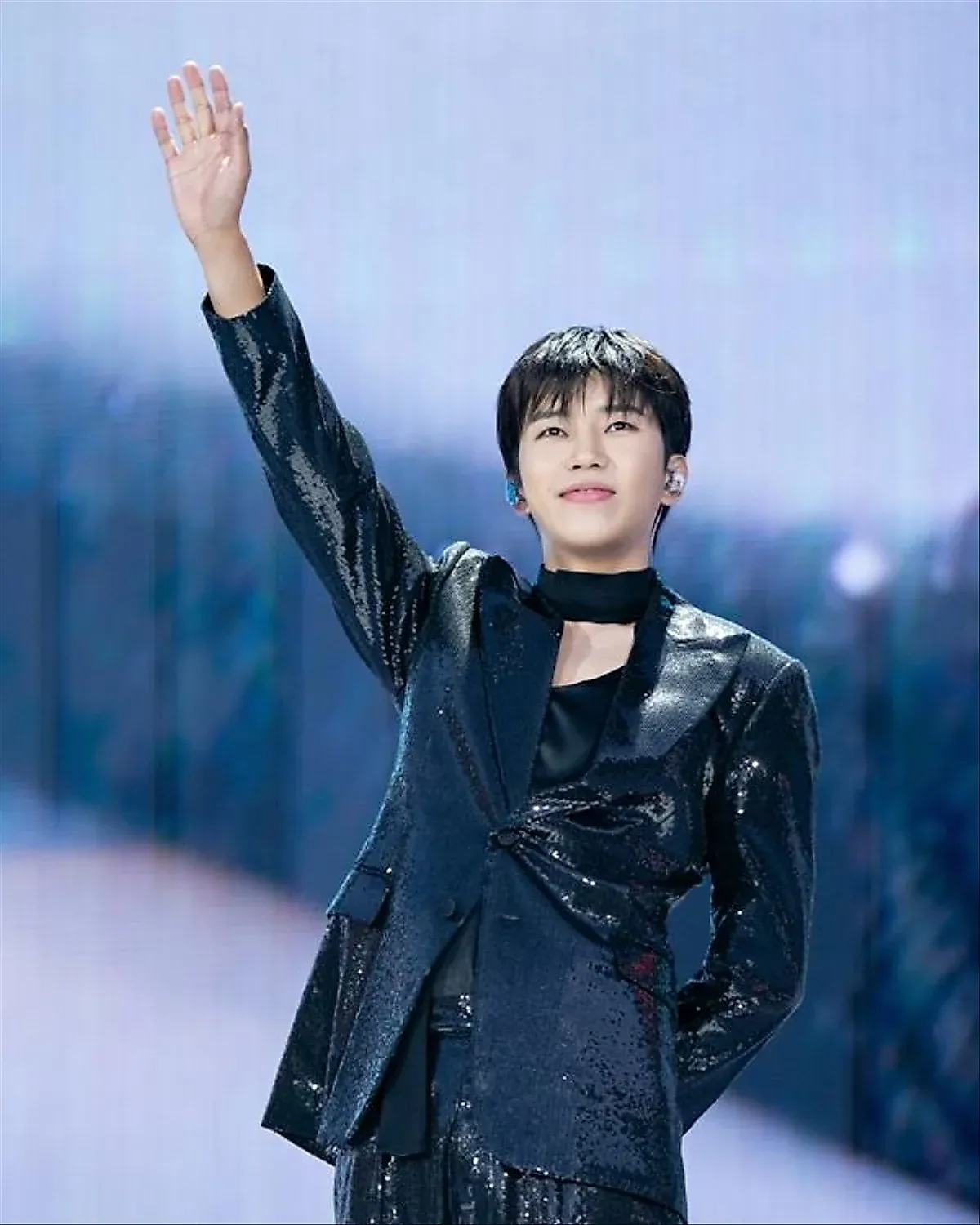 Lim Young-woong lập chuỗi kỷ lục vàng nhân cột mốc 10 năm debut