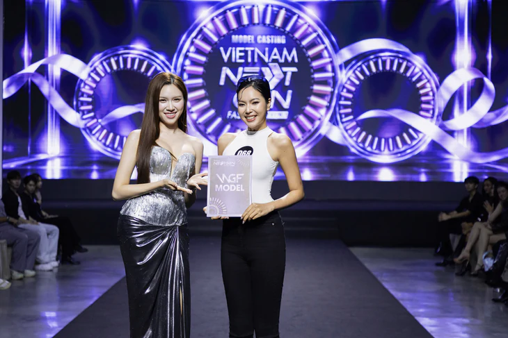 Vietnam NextGen Fashion Era 2: Cú hích mới cho người mẫu và nhà thiết kế trẻ