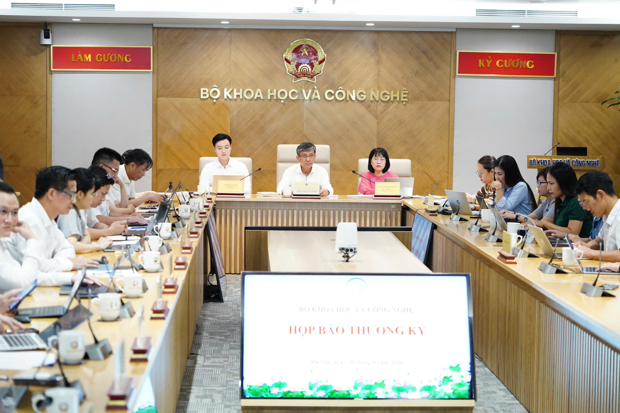Giải thưởng khoa học công nghệ: Cánh cầu nối cho nhà sáng chế trẻ