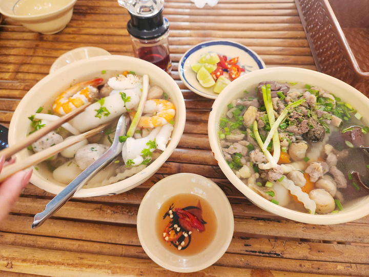 Bánh canh nhân dừa sáp Vĩnh Long và sức hút của đặc sản đường phố