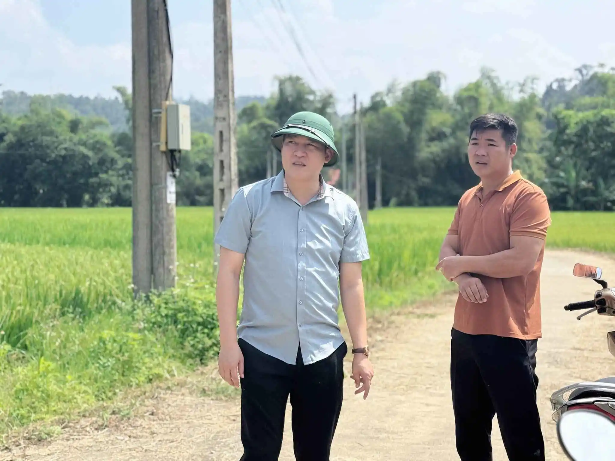 Từ pin mặt trời đến tuần tra biên giới: năng lượng sạch đổi đời vùng sâu vùng xa