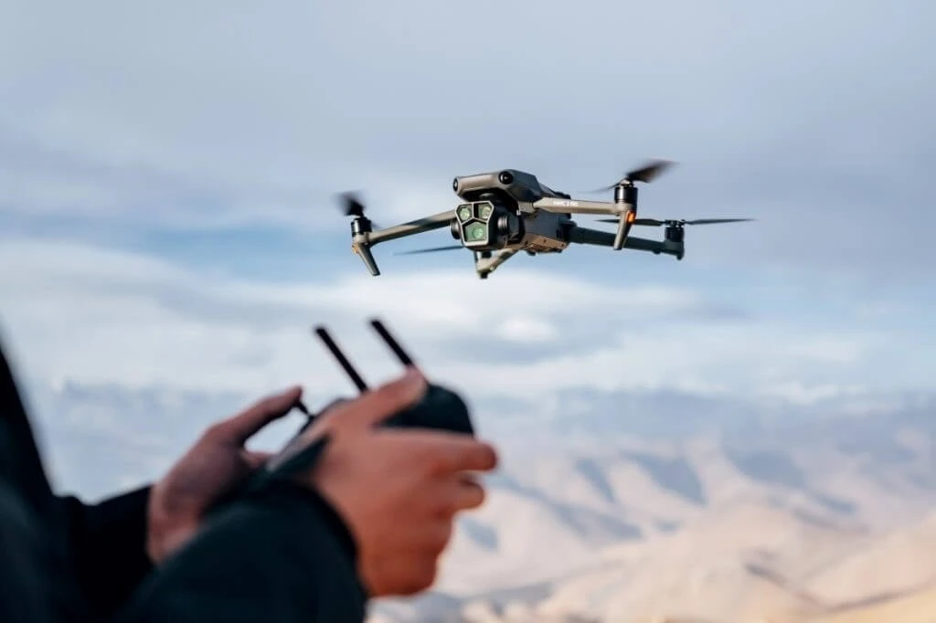 Quy định sử dụng drone: Hướng dẫn để không vi phạm pháp luật