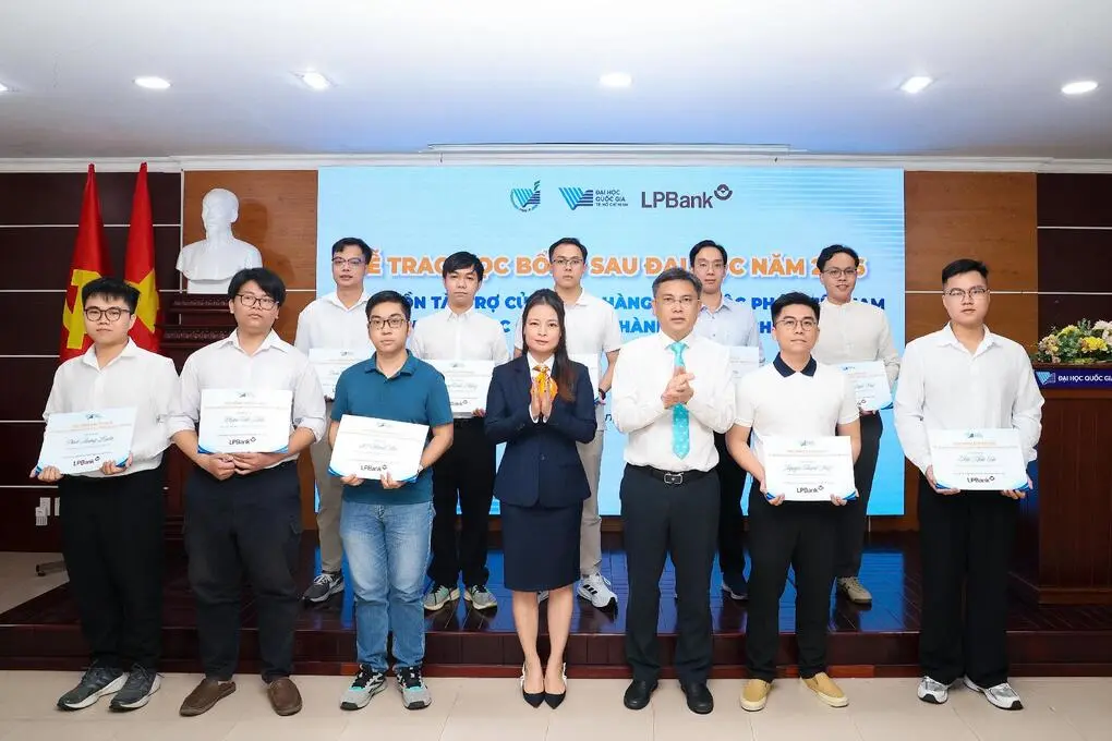 Học bổng mùa tựu trường: Những chương trình nên đăng ký ngay