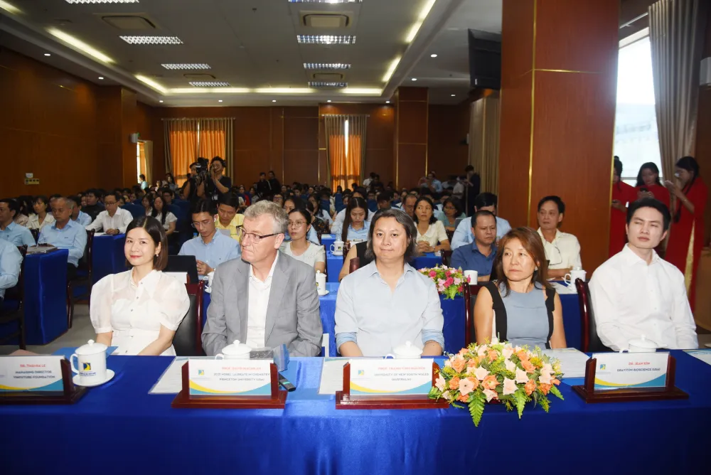 Giải Nobel Hóa học và VinFuture InnovaConnect tại Đà Nẵng